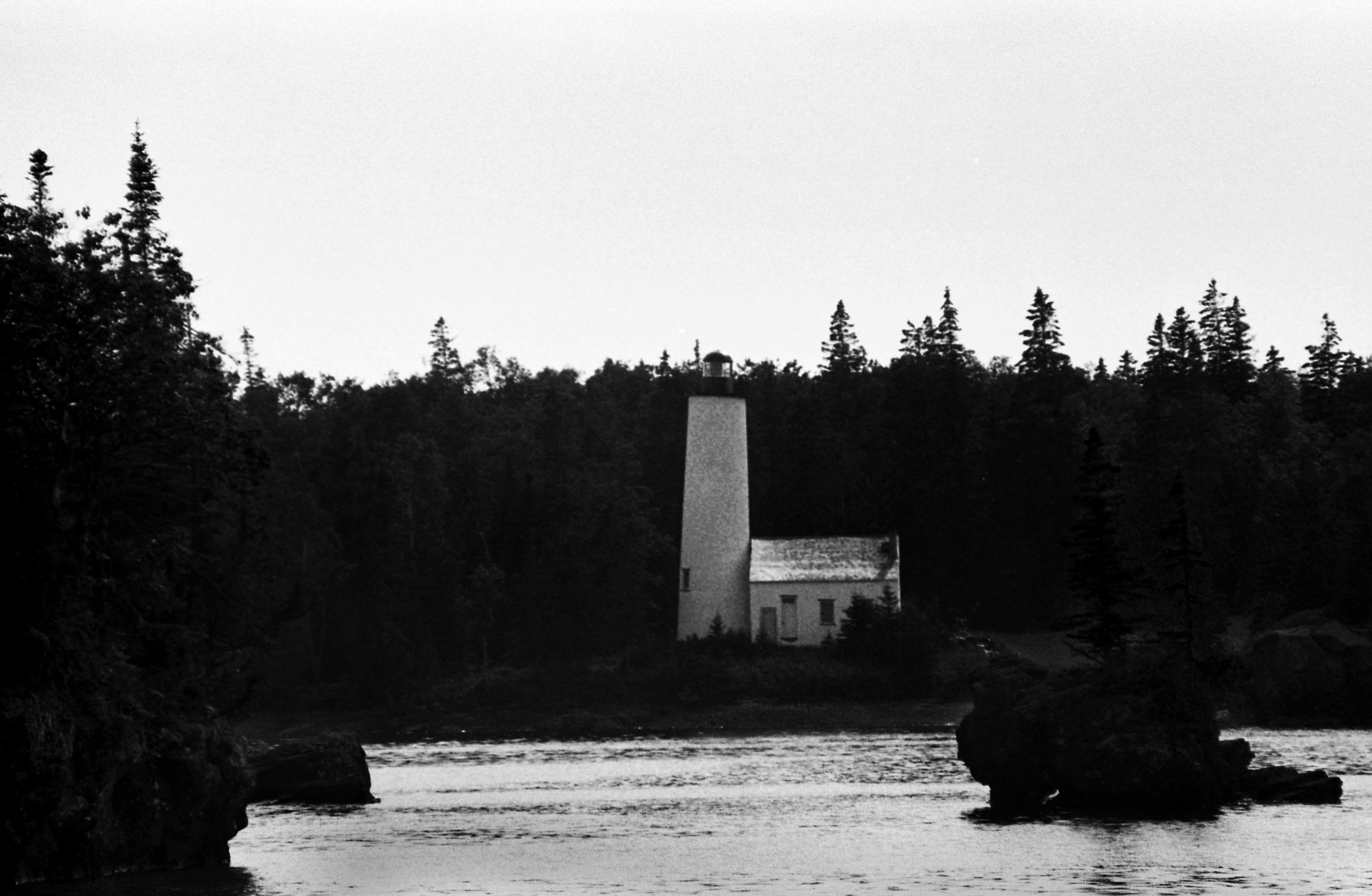 ROCK HARBOR LIGHTHOUSE  LAKE SUPERIOR MI